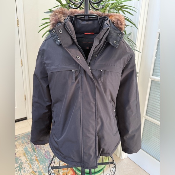 Banana Republic Black Parka Jacket with Faux Fur Hood. - Picture 3 of 11